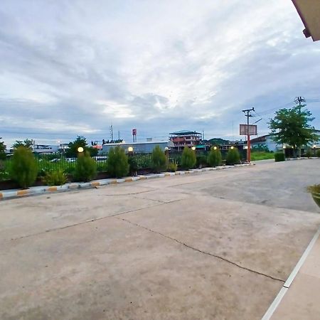 Grand Lopburi Hotel Eksteriør billede