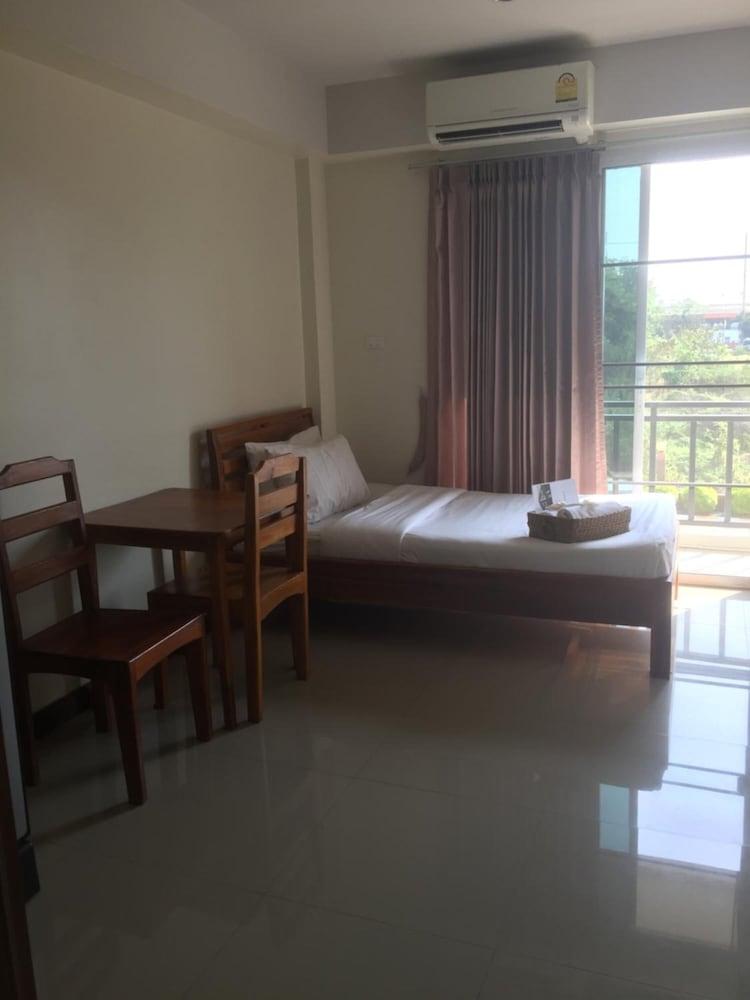 Grand Lopburi Hotel Eksteriør billede